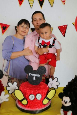 Aida Luz Laguna Guzmán, Julián Camilo Celis Laguna y el pequeño Eduardo Bautista Celis